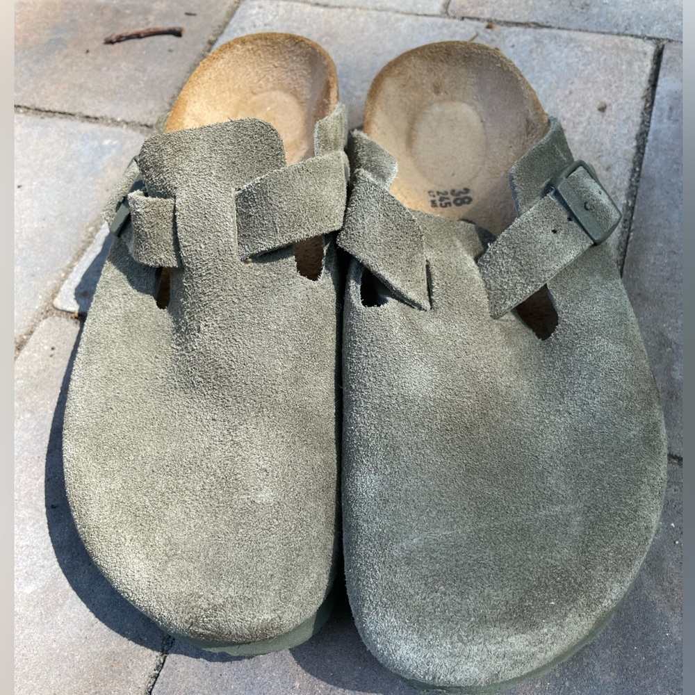Birkenstock Boston/like new/suede leather thyme color/size 38 (women 7)